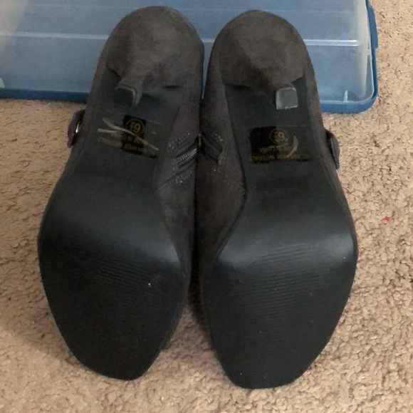 Gray Ankle Open Toe Shoes - Picture 4 of 6